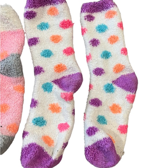 Set of 4 fuzzy socks - Picture 3 of 7